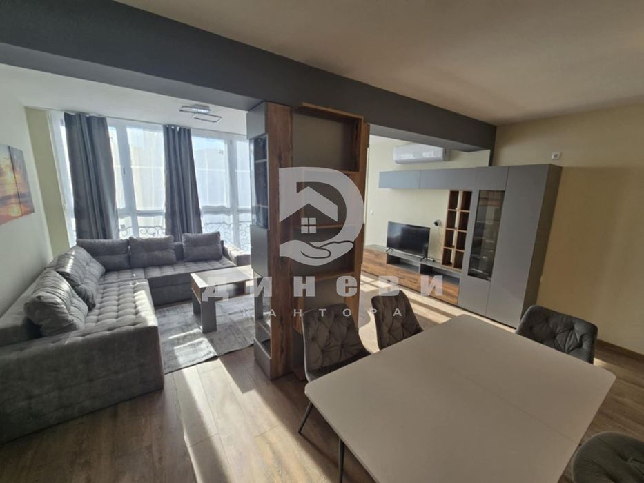Продава се Тристаен апартамент в Стара Загора, Била - 178 кв.м за 487 €/кв.м - Снимка #5