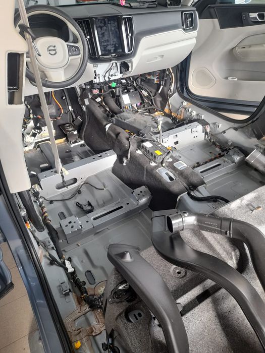Electrician auto, reparații complete de electrică și climatizare