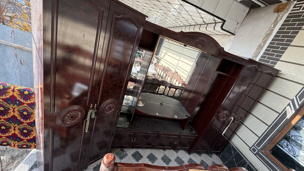 Мебел на гасттавой ситенка