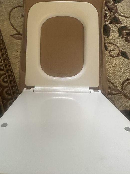 Крышка для унитаза с микролифтом