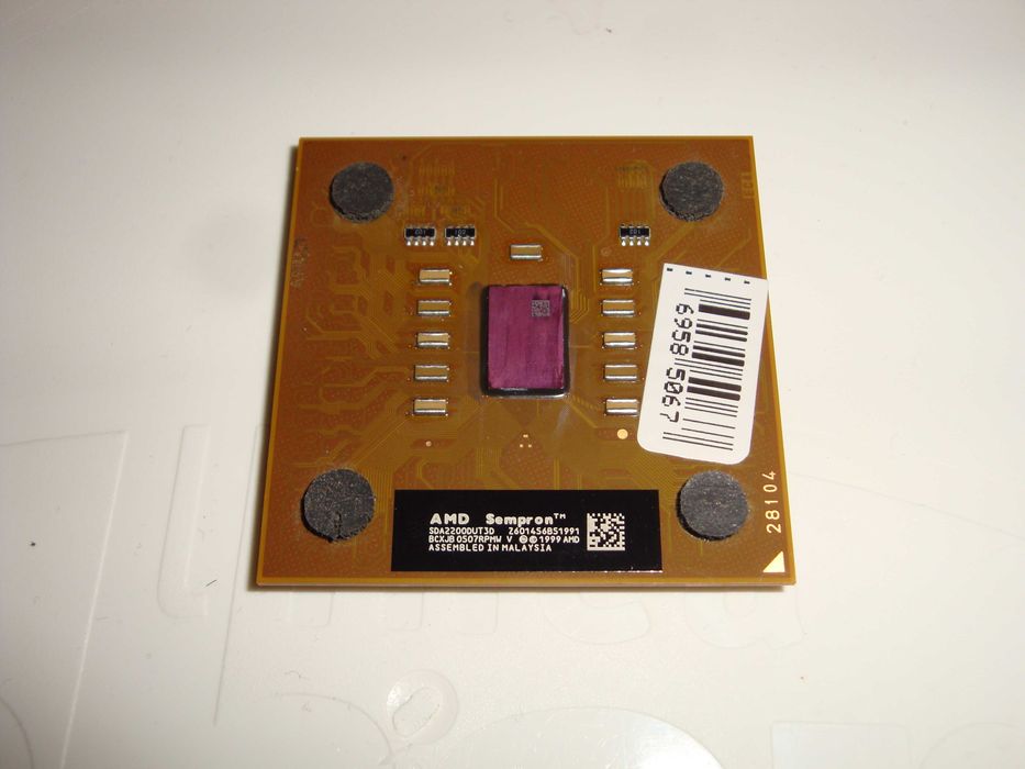 Retro vintage Procesor AMD Sempron 2200+ 1500 Mhz SDA2200DUT3D sk462