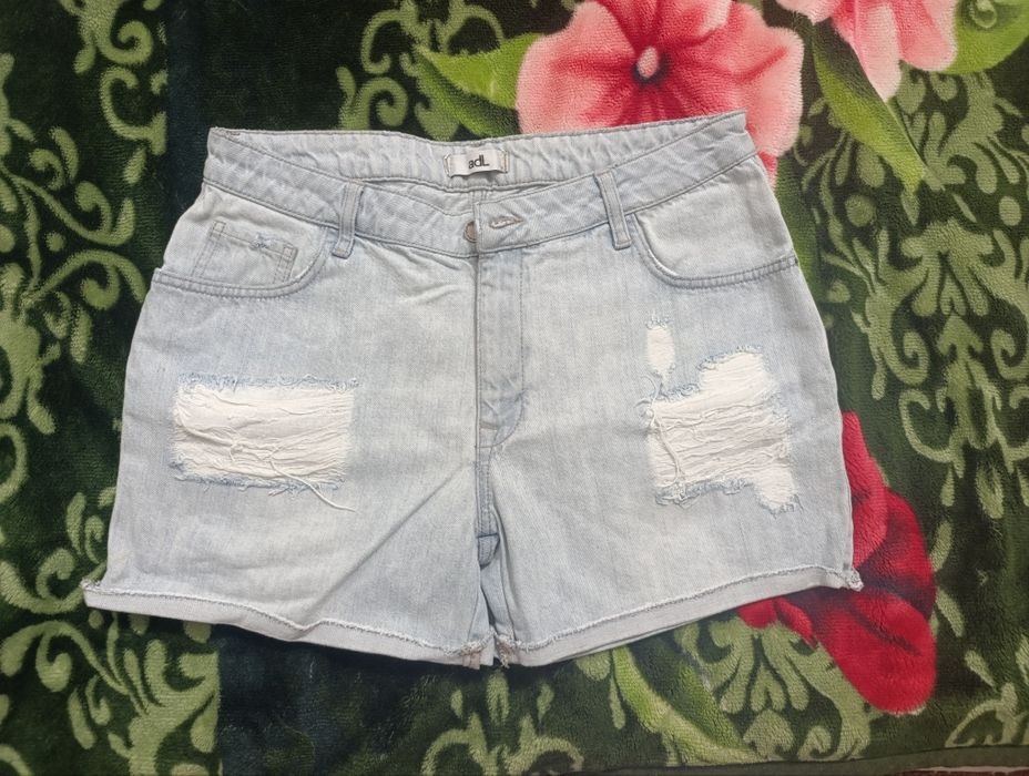 Шорты джинсовые женские