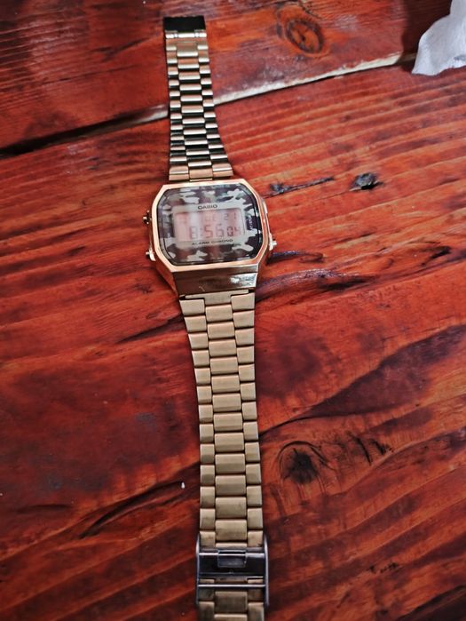 Vând ceas casio  A168