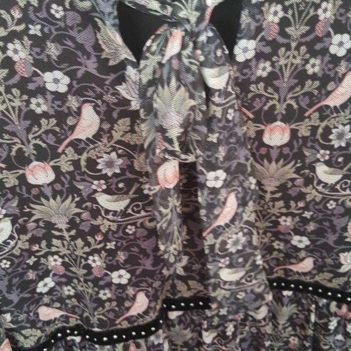 елегантни роклии