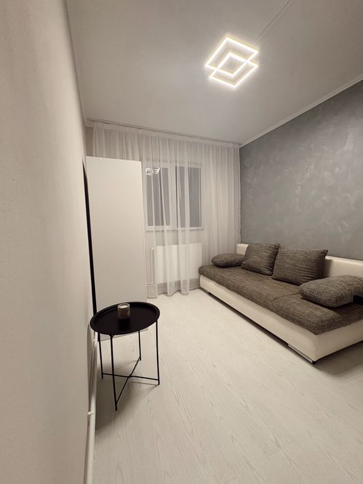 NOU! Garsonieră complet RENOVATA, MOBILATA și UTILATA!