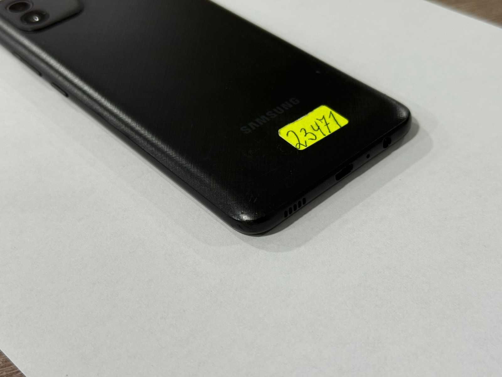 Продавам Samsung A03