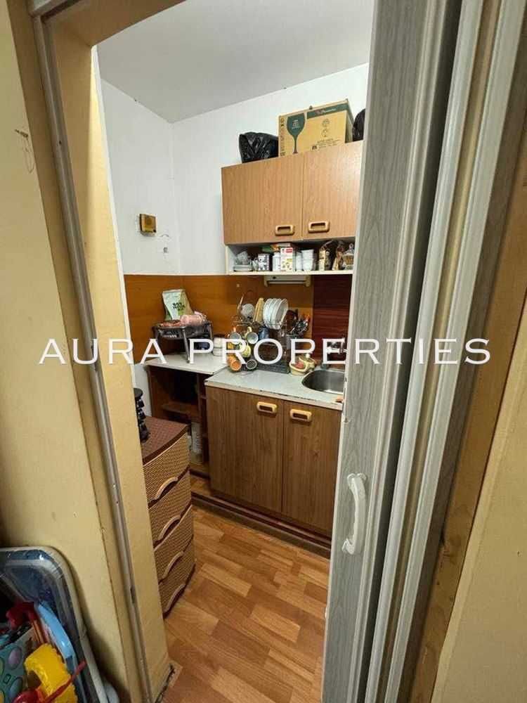 Продава се Двустаен апартамент в Разград, Център - 52 кв.м за 1275 €/кв.м - Снимка #9