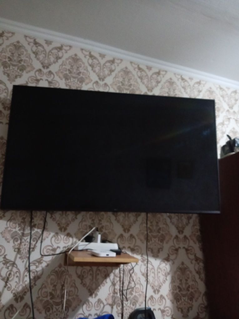 Продаю телевизор!