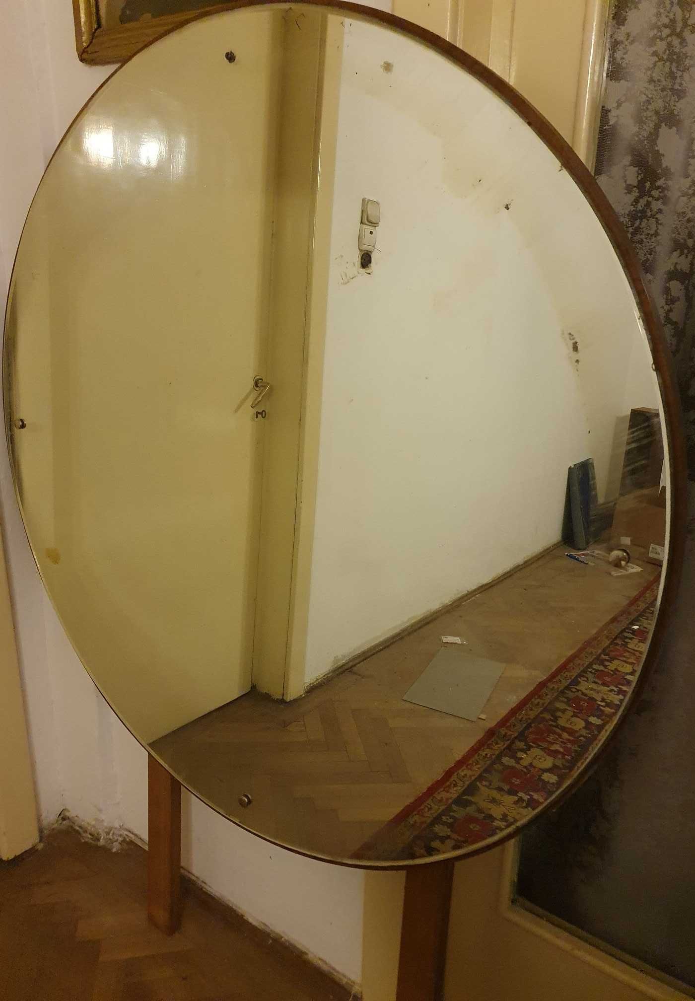 Oglinda rotunda (veche)
