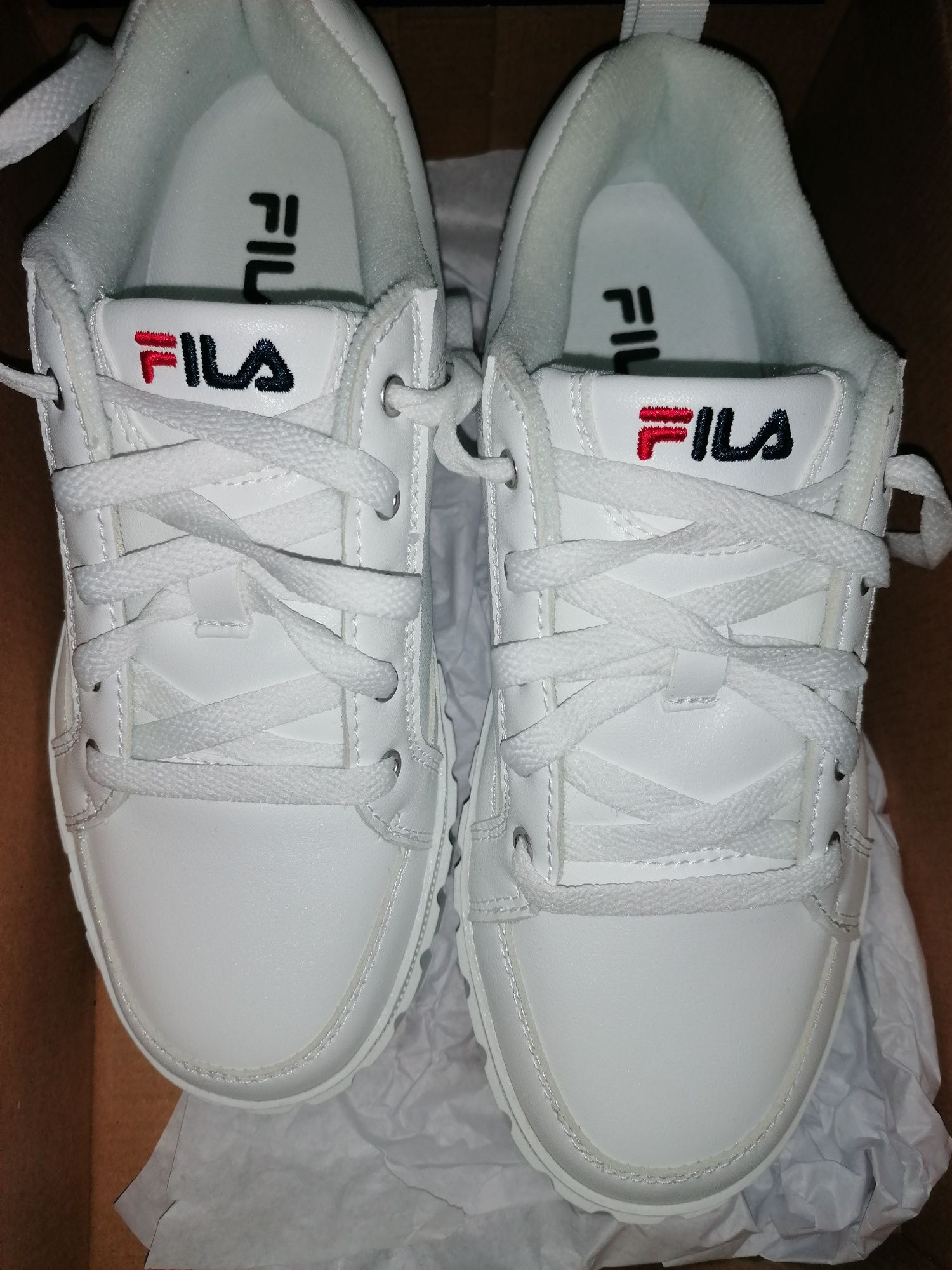 Adidas alb Sneakers Fila 38 noi în cutie