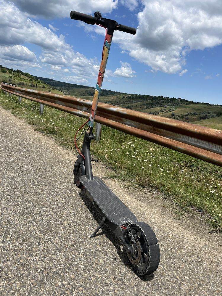 Vand trotineta electrica
