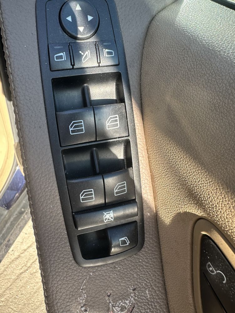 Mercedes/Мерцедес R-320 V-6 ОМ642 на части