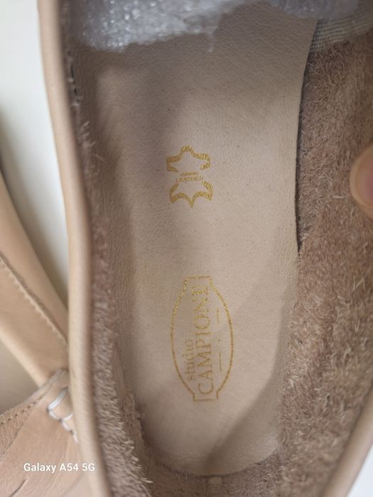 Чисто нови мокасини естествена кожа