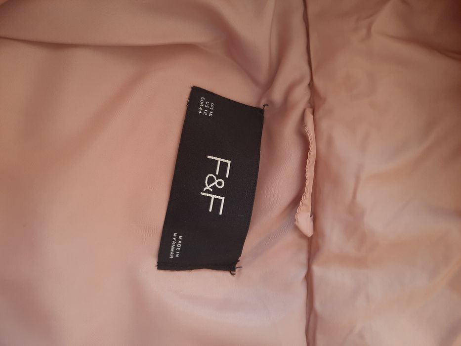 Яке F and F  размер Eu 44