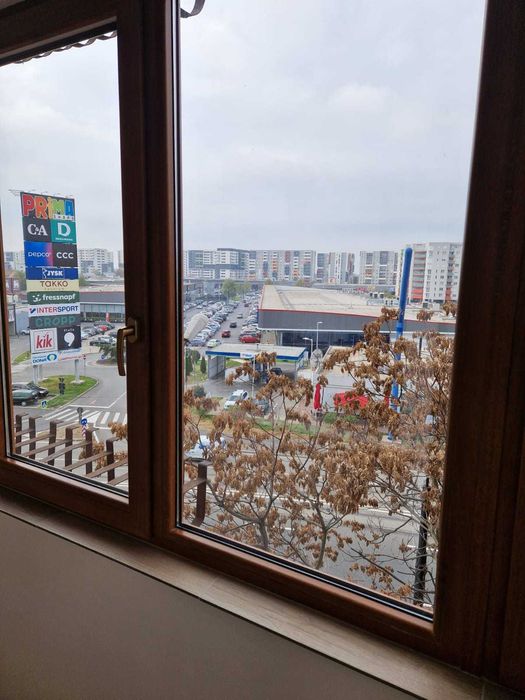 Persoana Fizica Inchiriez apartament 3 camere Prima Shops