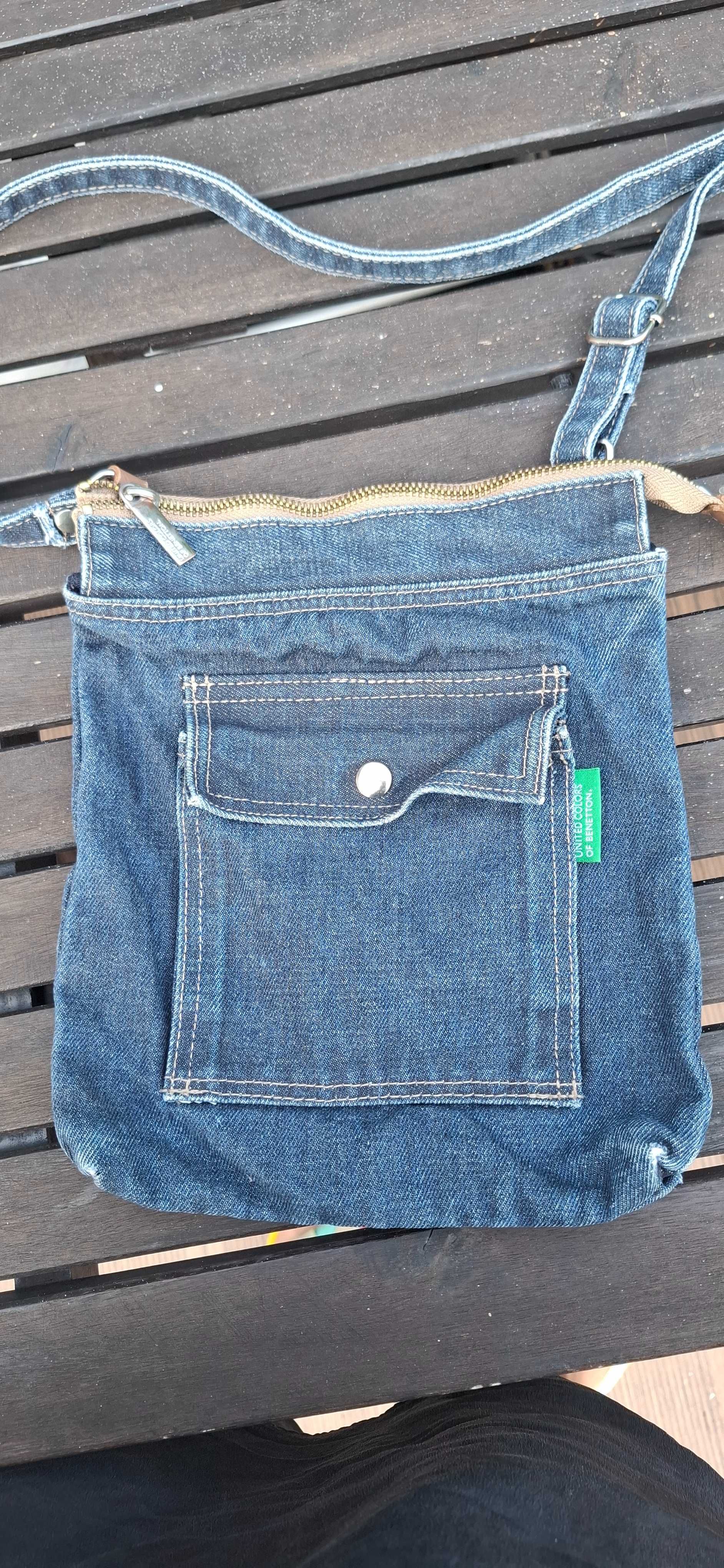 Малка дънкова чанта Benetton