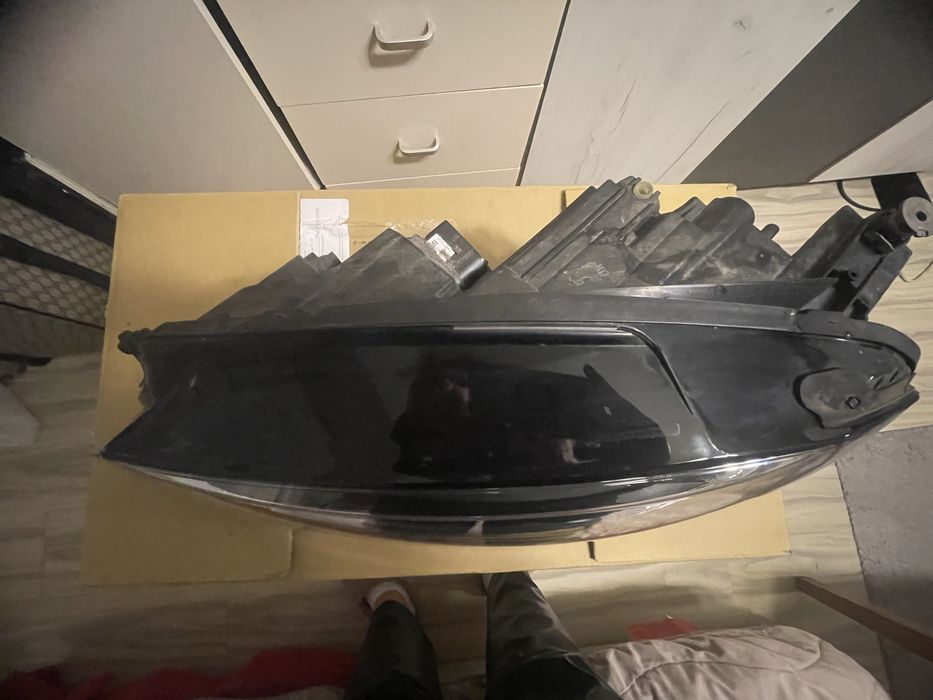 Оргинален ляв фаров за Голф 7.5