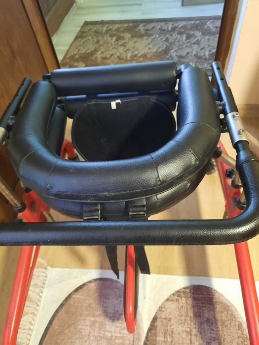 Проходилка Aktivall 1 за деца с увреждане