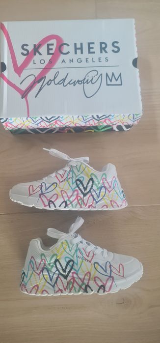 Кецове Skechers 34 номер изключително запазени