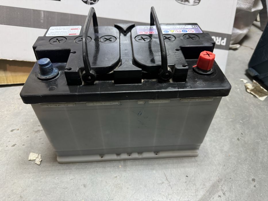 Продам аккумулятор Mutlu 70ah, обратная