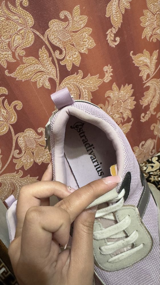 Женский кросовки stradivarius