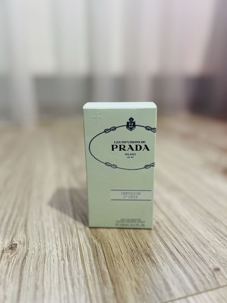 Prada , Infusion d’iris