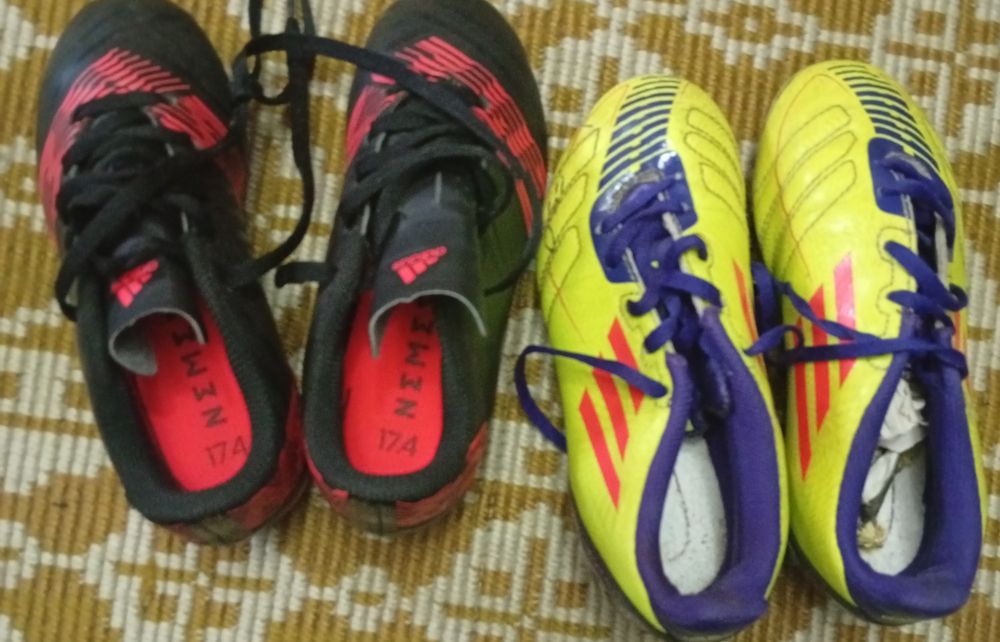 Adidasi   fotbal