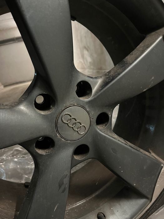 2бр. Джанти с гуми R18