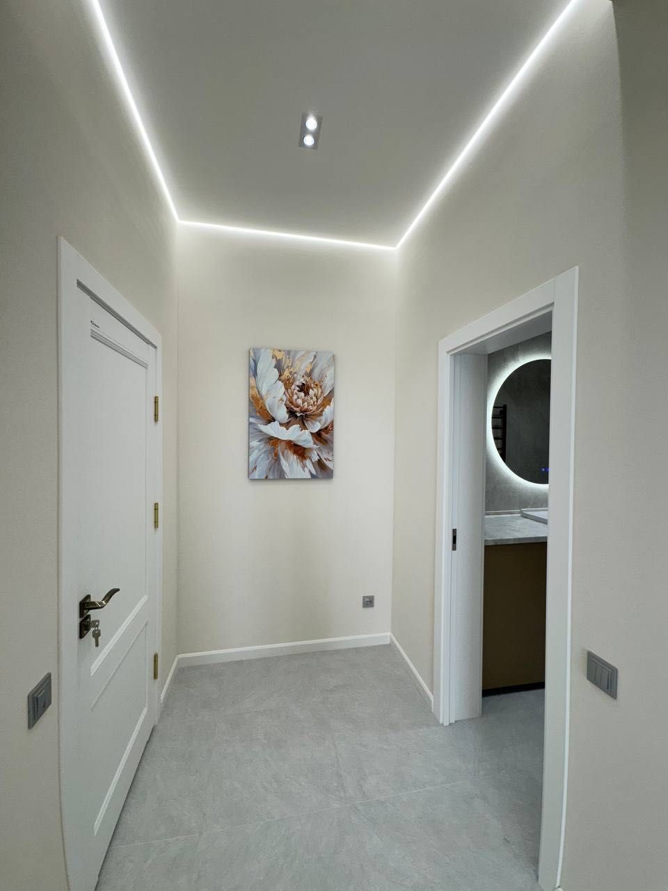 Caravan Avenue Продается 2 комнатная квартира ремонт метро БИЙ