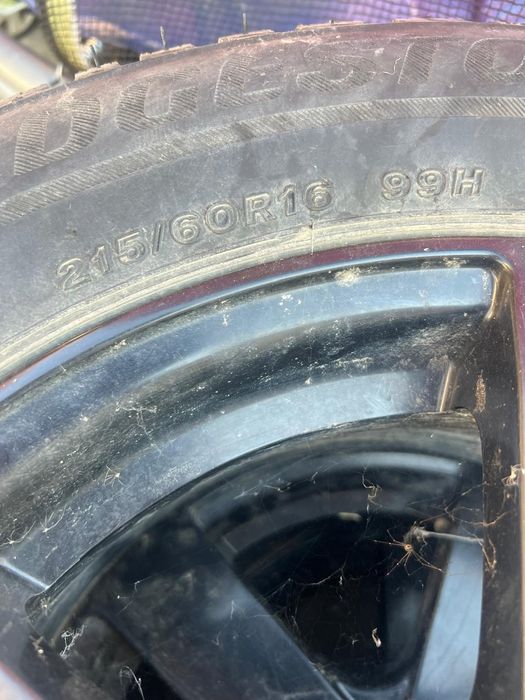 Vând roti Nissan Juke pe 16