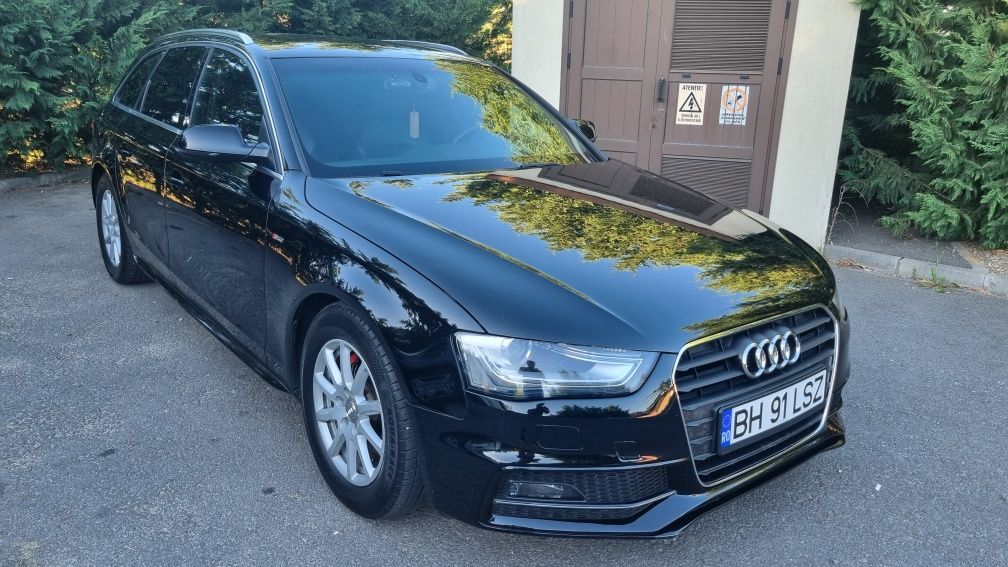 Audi A4 2.0TDI 150C.P*3xSline*Navi*BiXenon*2014*