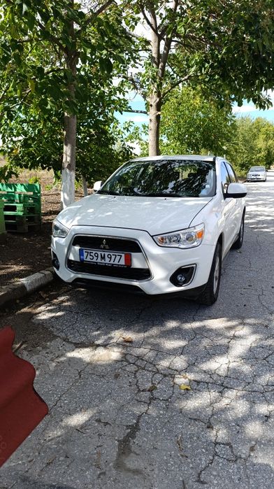 Продавам Мицубиши АSX 1.8disel
