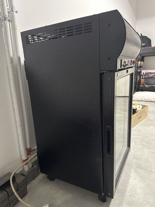 Vand vitrina frigorifica mini