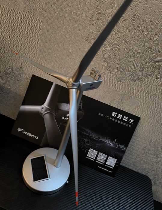 Новая настольная модель ветряной турбины от Goldwind