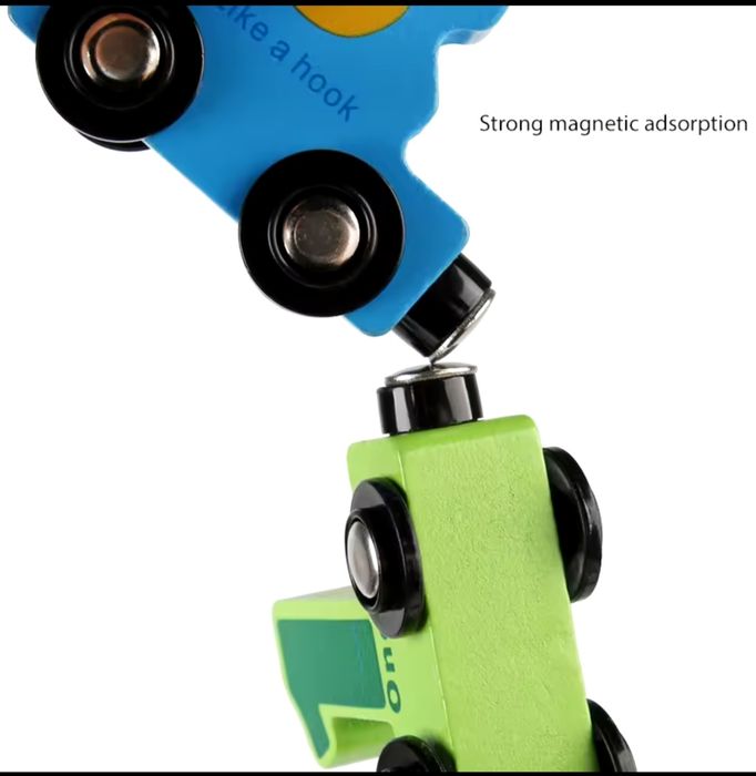 Trenulet magnetic din lemn