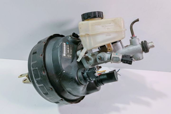 Tulumba Frana  cu pompa centrala A0054304930 Mercedes-Benz C-Class W2
