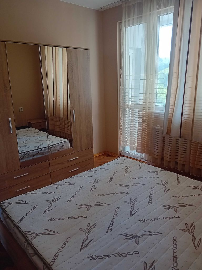 Дава се под наем Двустаен апартамент в Разград, Абритус - 80 кв.м за 255 € - Снимка #5