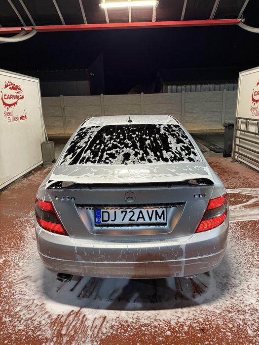 Vand sau schimb mwrcedes w204 cu bmw