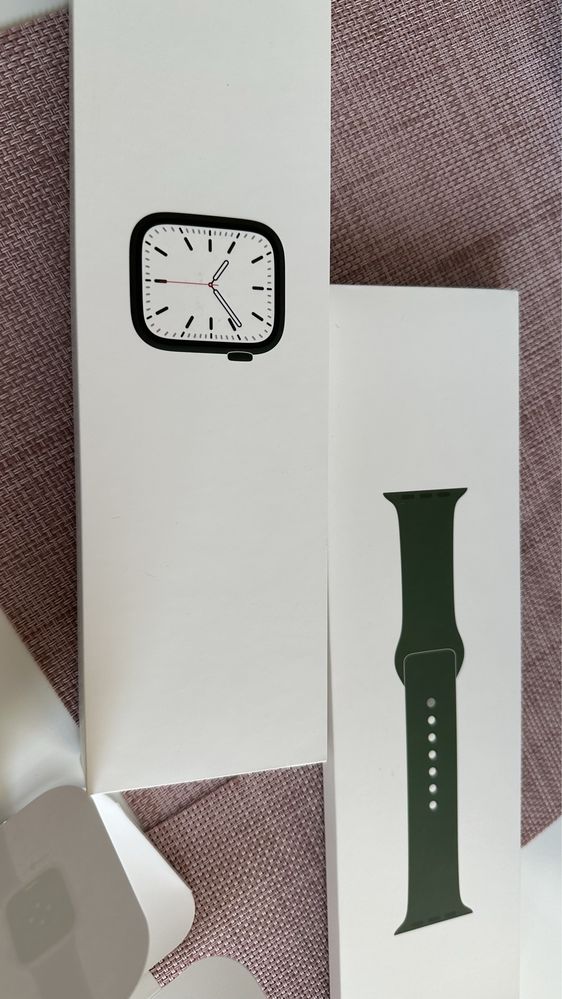Зелен часовник Apple Watch 7 41mm 98% живот на батерията / крайна цена