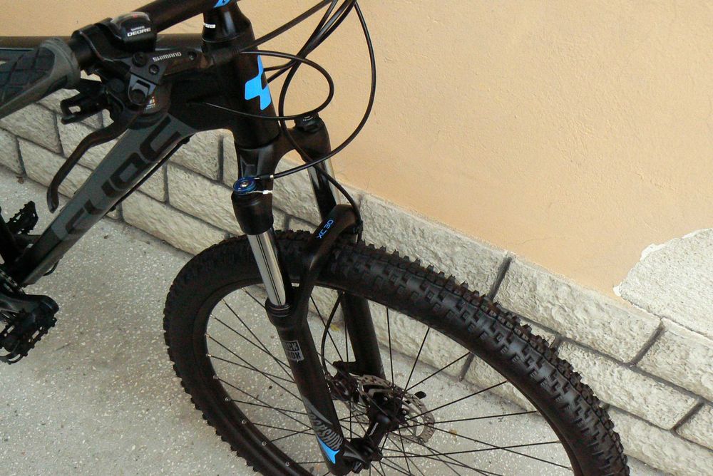 Bicicleta mountain bike Cube 29