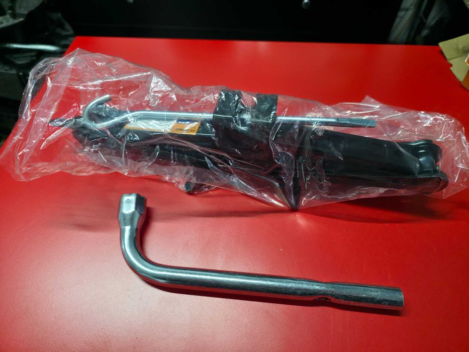 Cric Auto Universal Dacia Renault VW Skoda Seat Audi Mazda Kia Hyundai