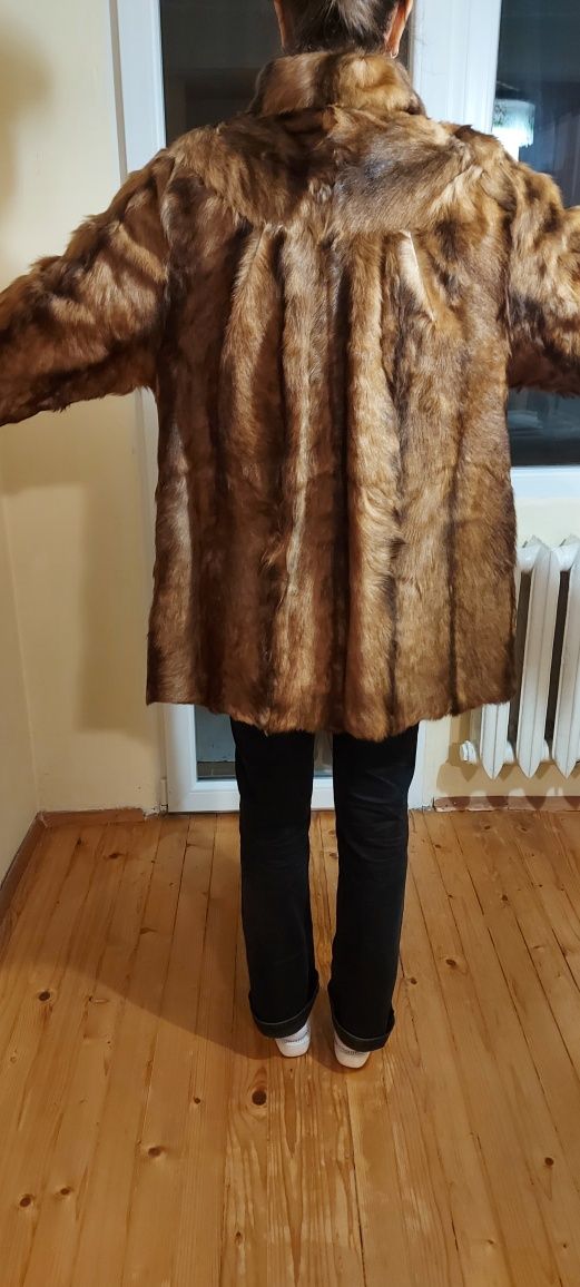 Зимно палто от лисича кожа