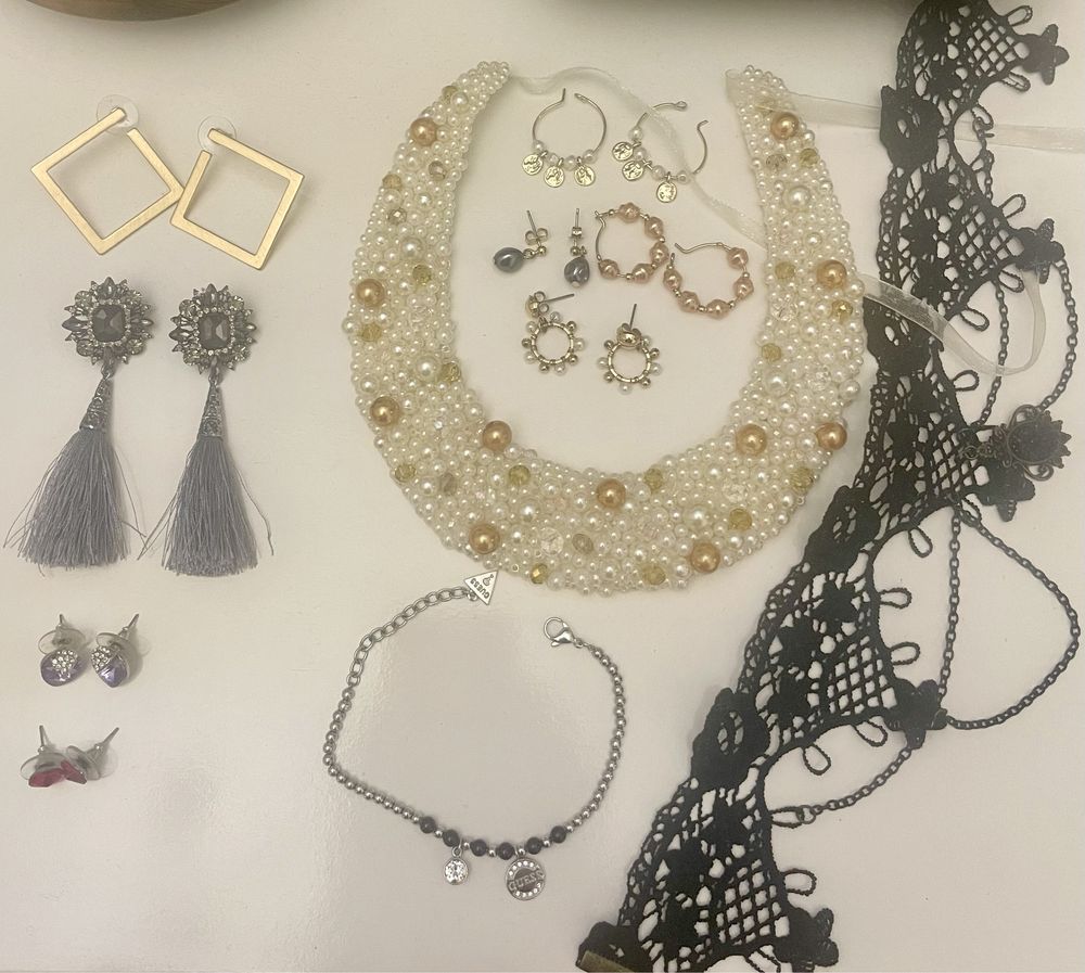 Bijuterii, bratara Guess, coliere, cercei