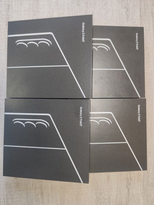 Samsung Galaxy Z Fold 7 5G 256GB Jet black  Silver 2г. Гаранция!