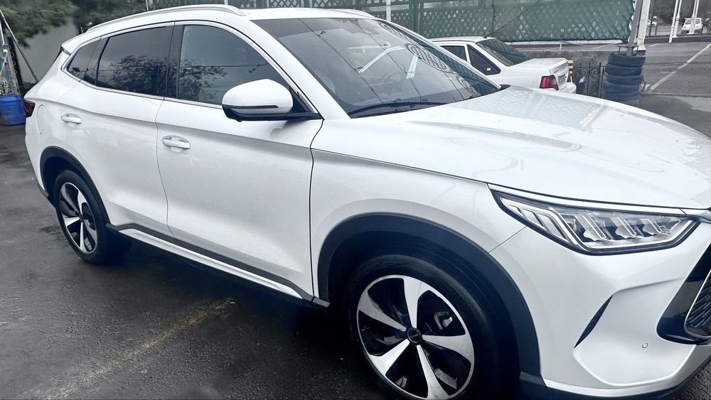 BYD Song plus gibrid EV