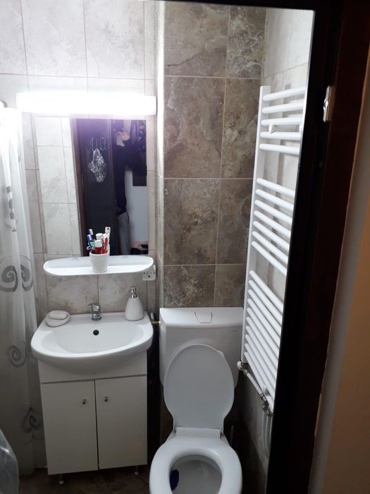 Vand apartament 2 camere Statiunea Voineasa