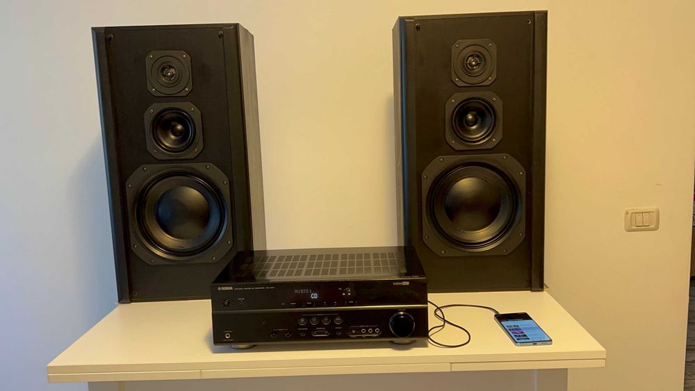 Amplificator Receiver Yamaha RX-V371 , 5 x 100Wati RMS