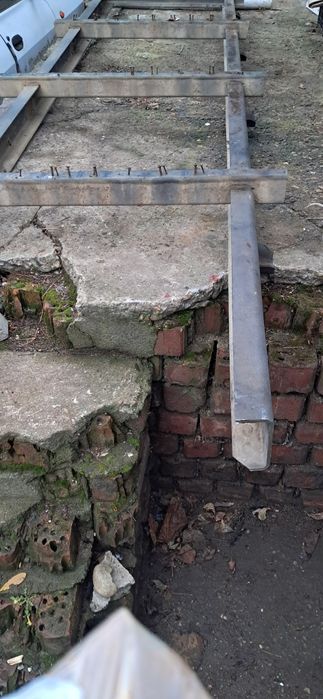 Contrașasiu bena basculabilă