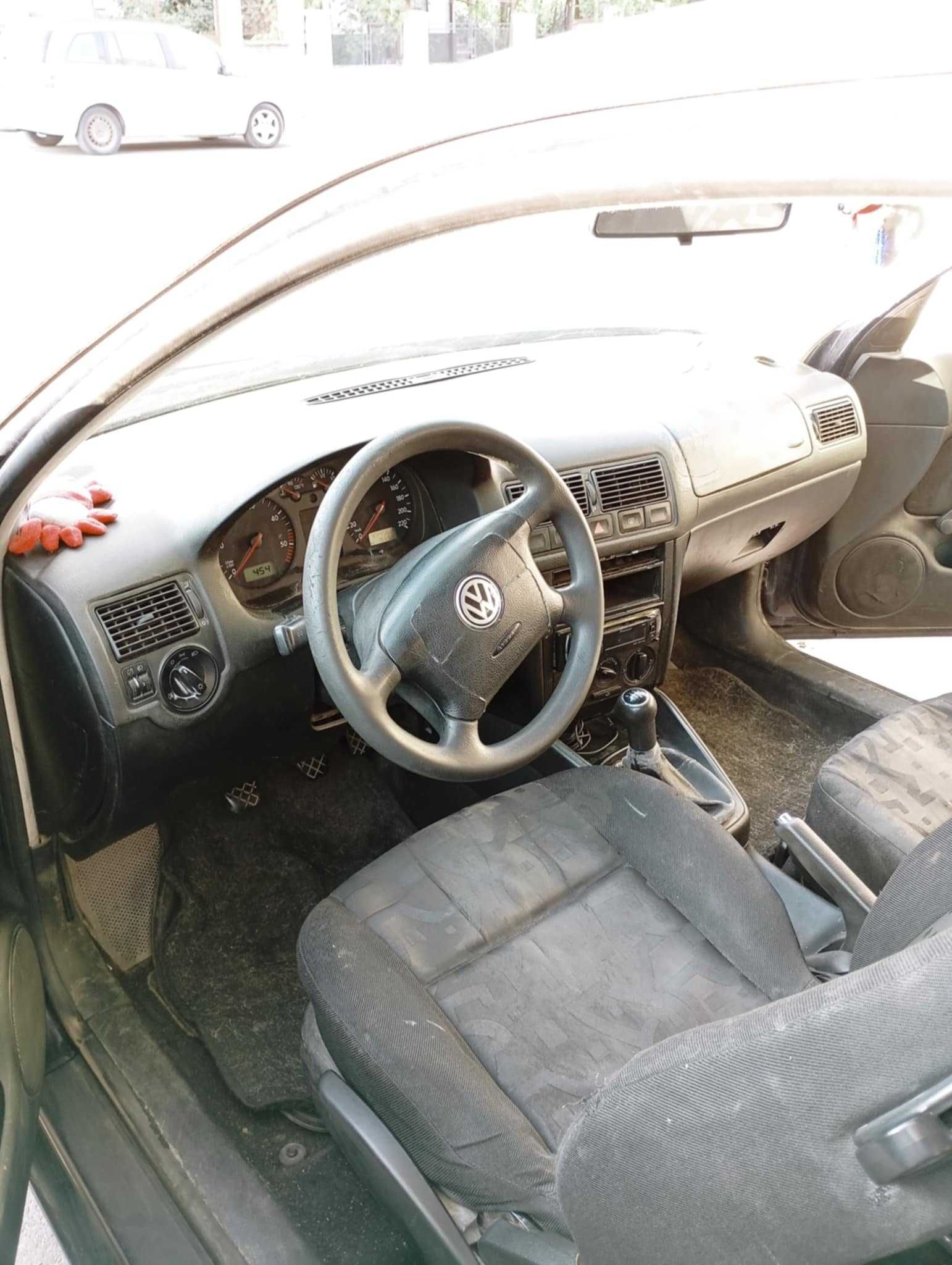 Продавам VW Golf 4 – 1.9 SDI Дизел