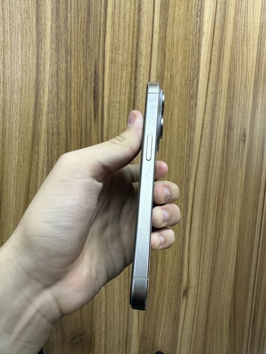 iphone 15 pro natural 128 gb 90%